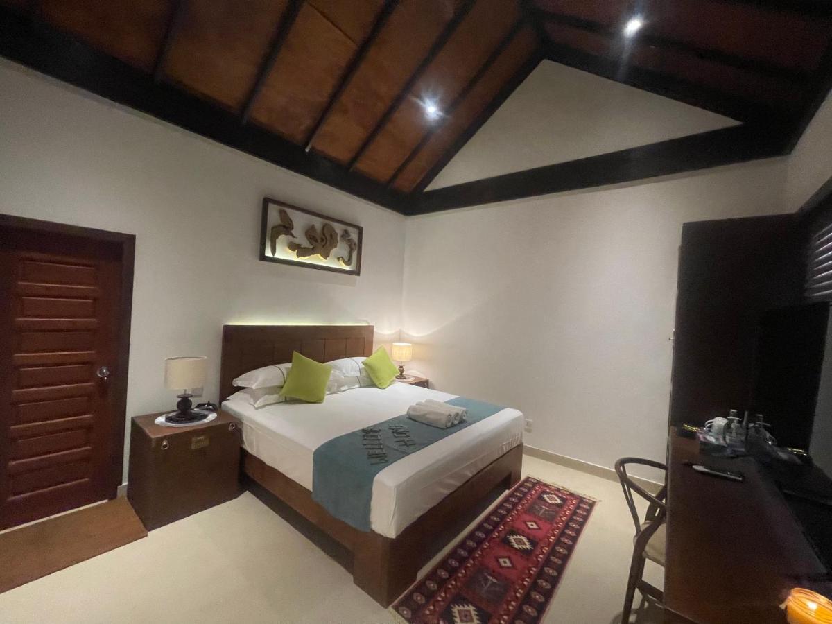 Atholhu Residence Fehendhoo ภายนอก รูปภาพ