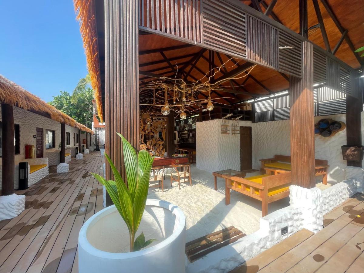 Atholhu Residence Fehendhoo ภายนอก รูปภาพ