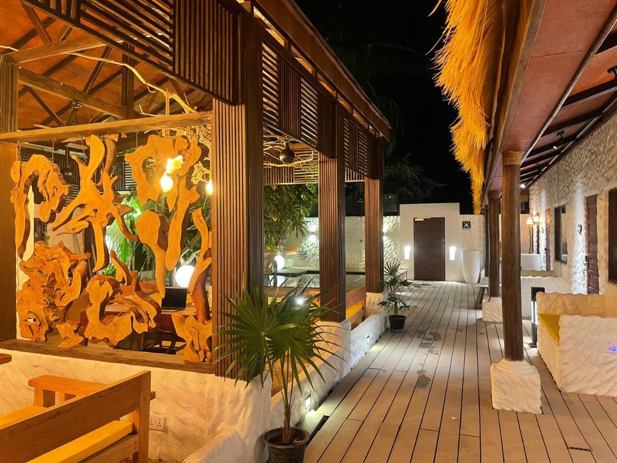 Atholhu Residence Fehendhoo ภายนอก รูปภาพ
