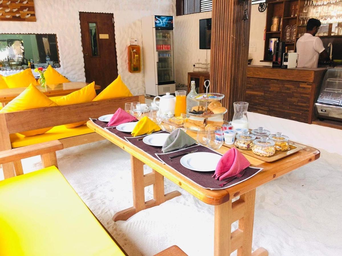 Atholhu Residence Fehendhoo ภายนอก รูปภาพ